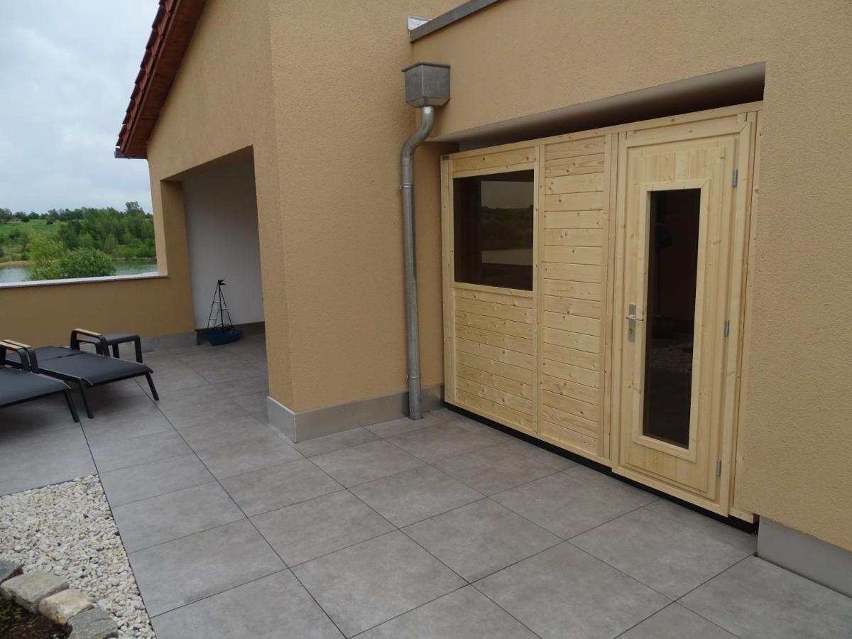 Feriendomizil am Störmthaler See, Lagovida, Leipziger Neuseenland, Großpösna, Sauna mit Seeblick Exterior foto