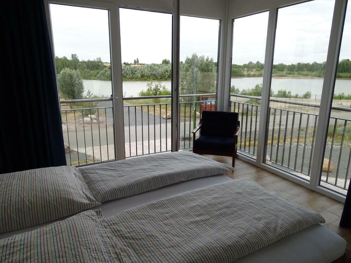 Feriendomizil am Störmthaler See, Lagovida, Leipziger Neuseenland, Großpösna, Sauna mit Seeblick Exterior foto