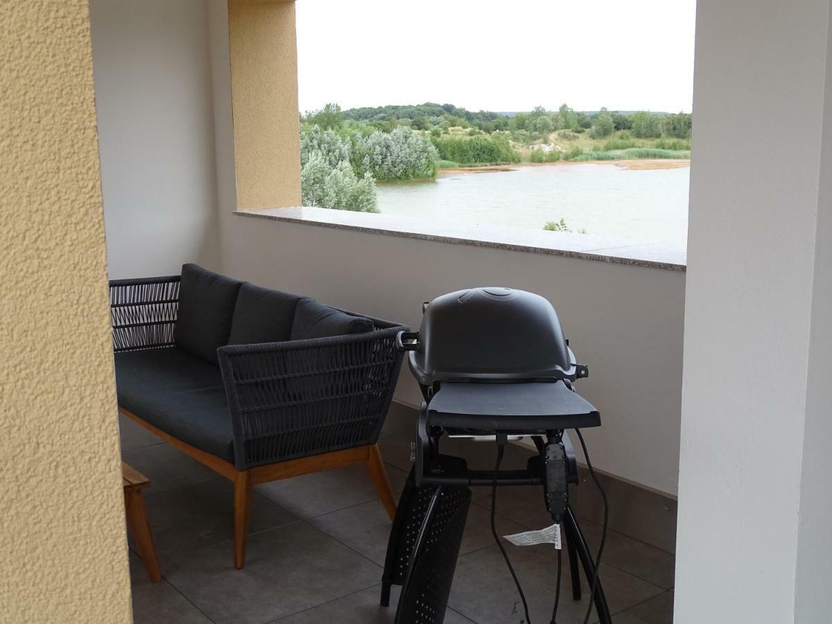 Feriendomizil am Störmthaler See, Lagovida, Leipziger Neuseenland, Großpösna, Sauna mit Seeblick Exterior foto