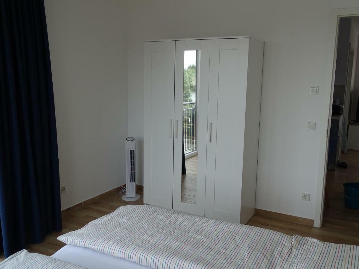 Feriendomizil am Störmthaler See, Lagovida, Leipziger Neuseenland, Großpösna, Sauna mit Seeblick Exterior foto