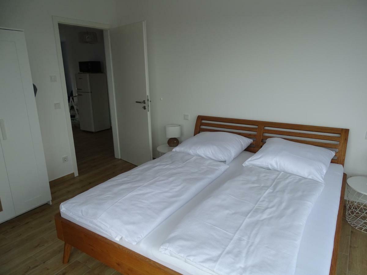 Feriendomizil am Störmthaler See, Lagovida, Leipziger Neuseenland, Großpösna, Sauna mit Seeblick Exterior foto